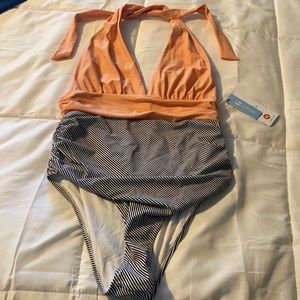 Cupshe swimsuit size M
